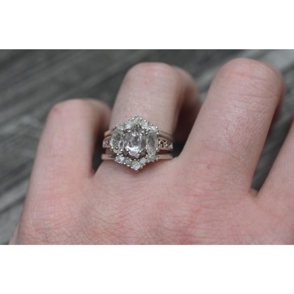 Engagement ring set, raw diamond ring, raw stone ring, alternative engag… - Picture 2 of 6